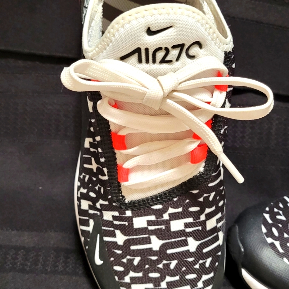Youth Airmax 270 nikes